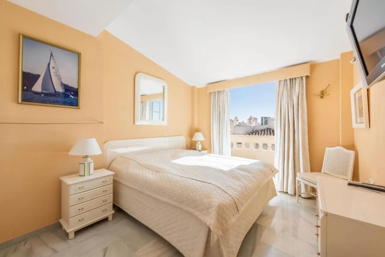 شقة Marina Vistas - Puerto Marina بينالماذينا المظهر الخارجي الصورة
